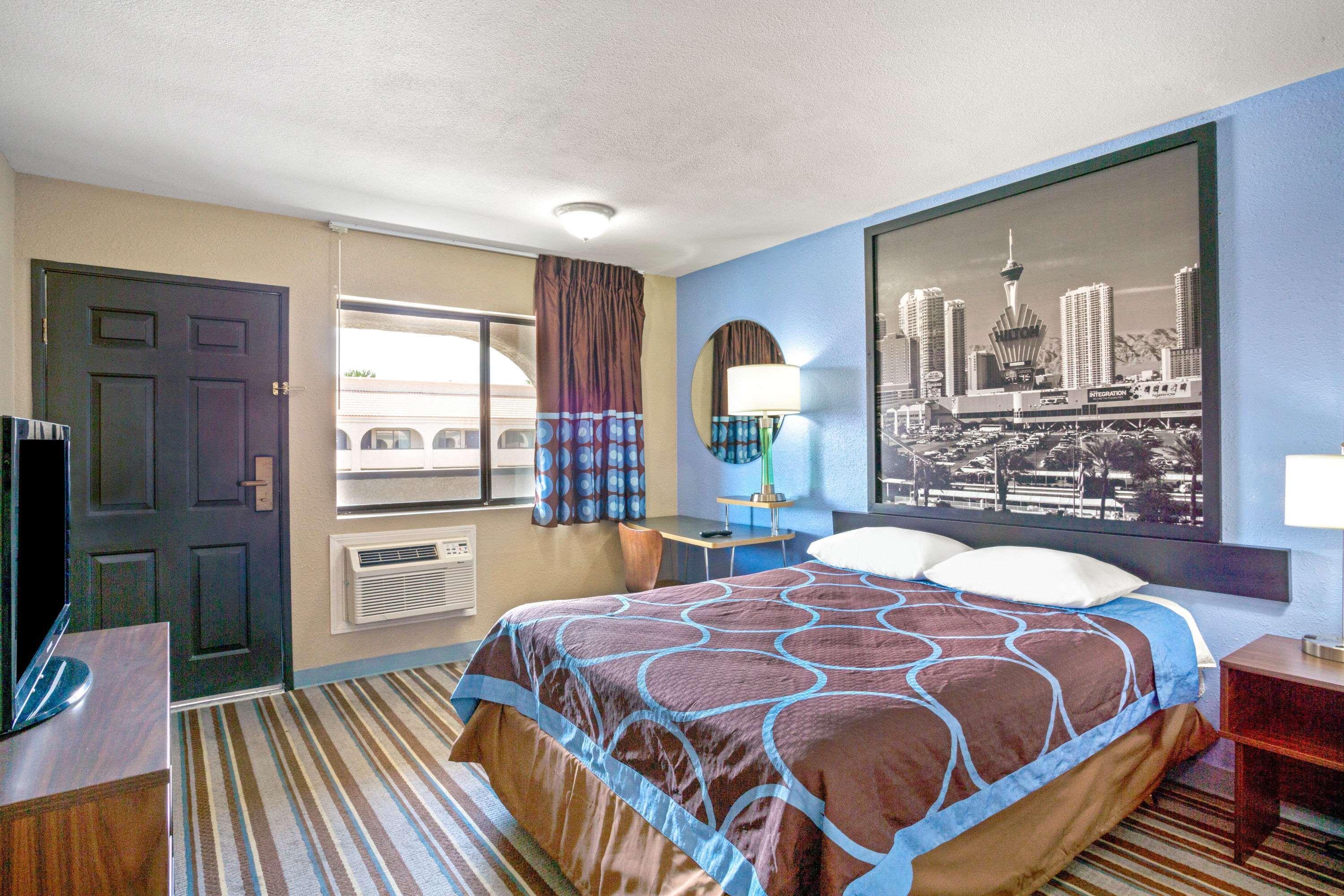 Super 8 By Wyndham Las Vegas Nellis Afb Area エクステリア 写真