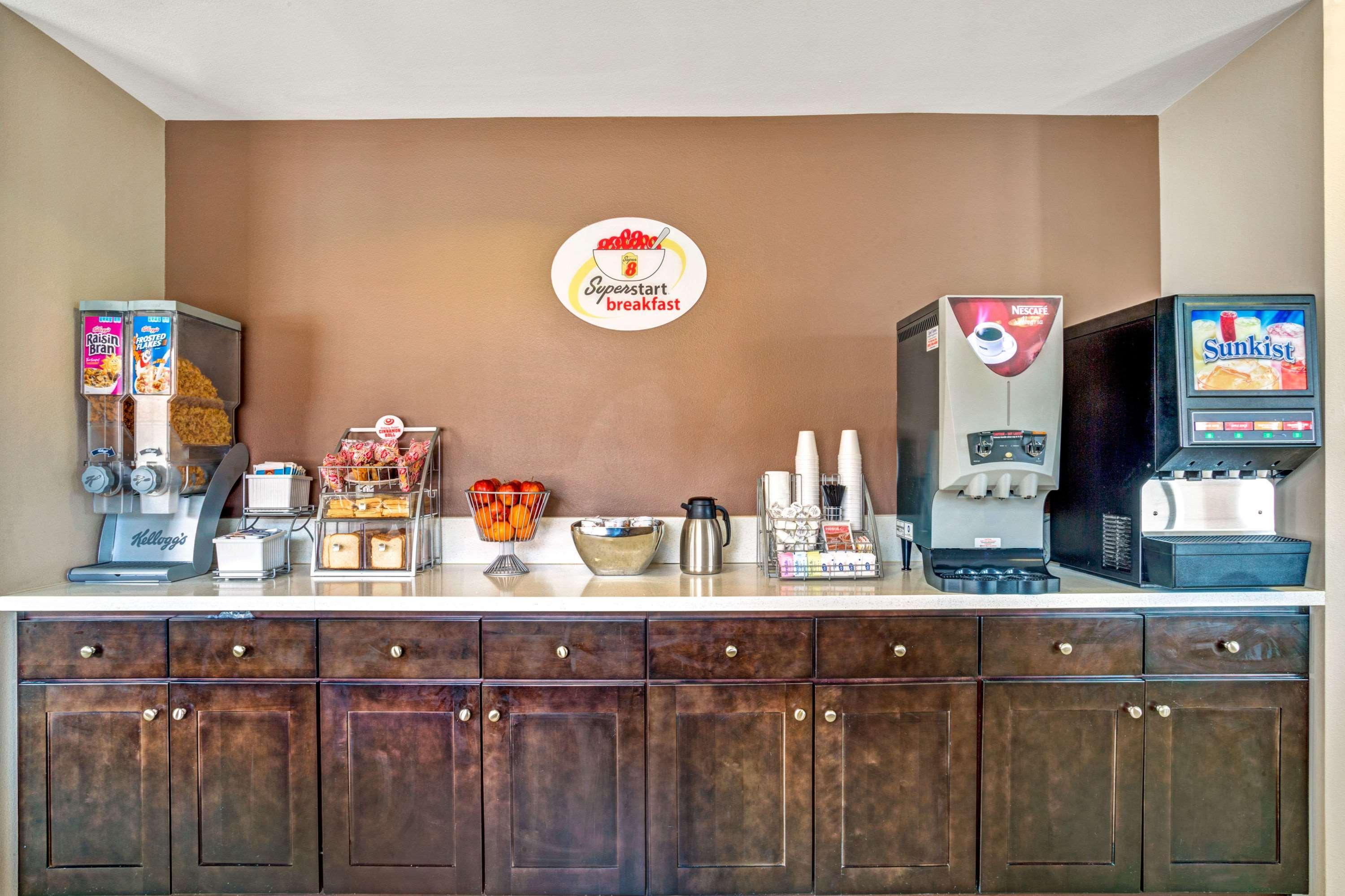 Super 8 By Wyndham Las Vegas Nellis Afb Area エクステリア 写真