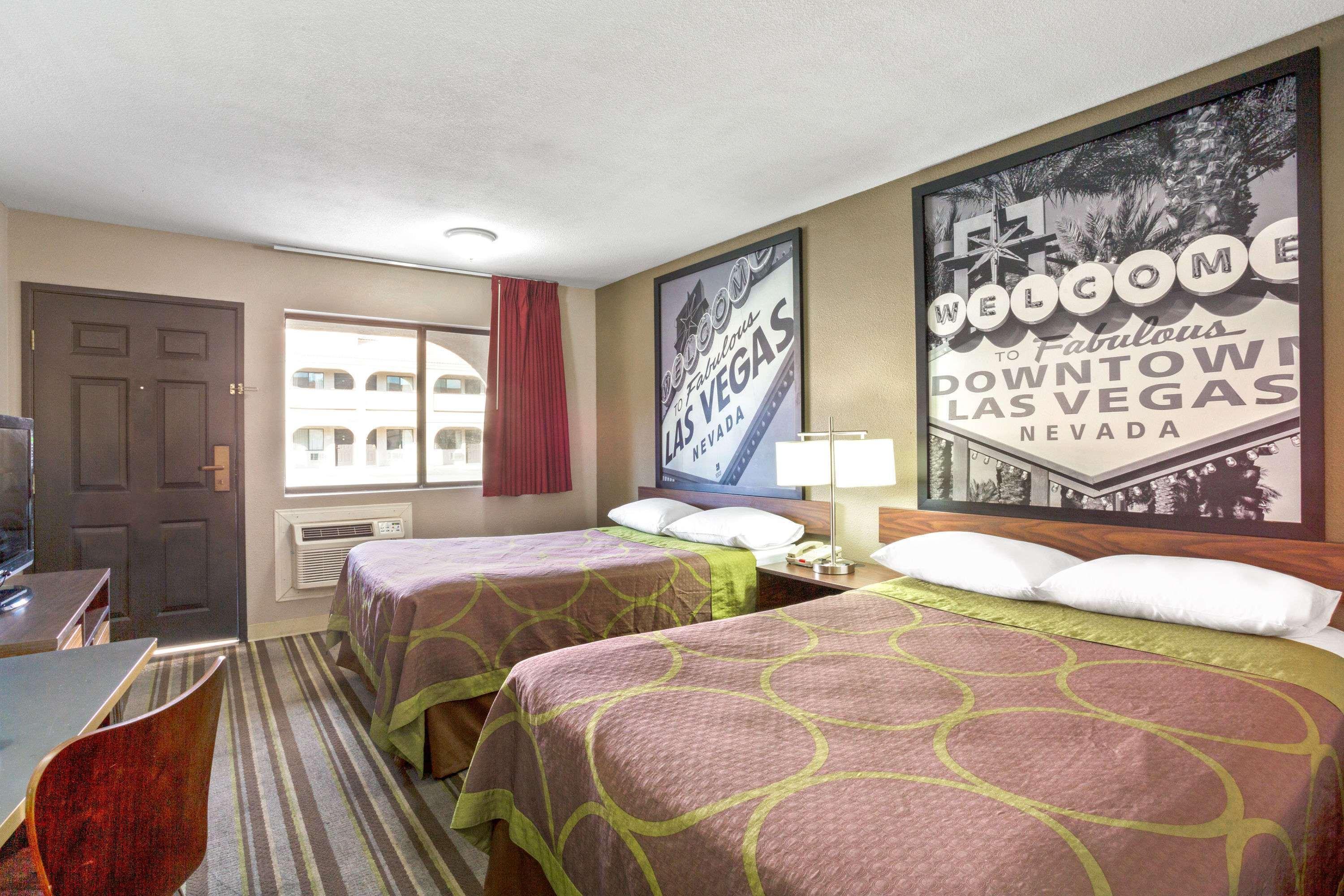 Super 8 By Wyndham Las Vegas Nellis Afb Area エクステリア 写真