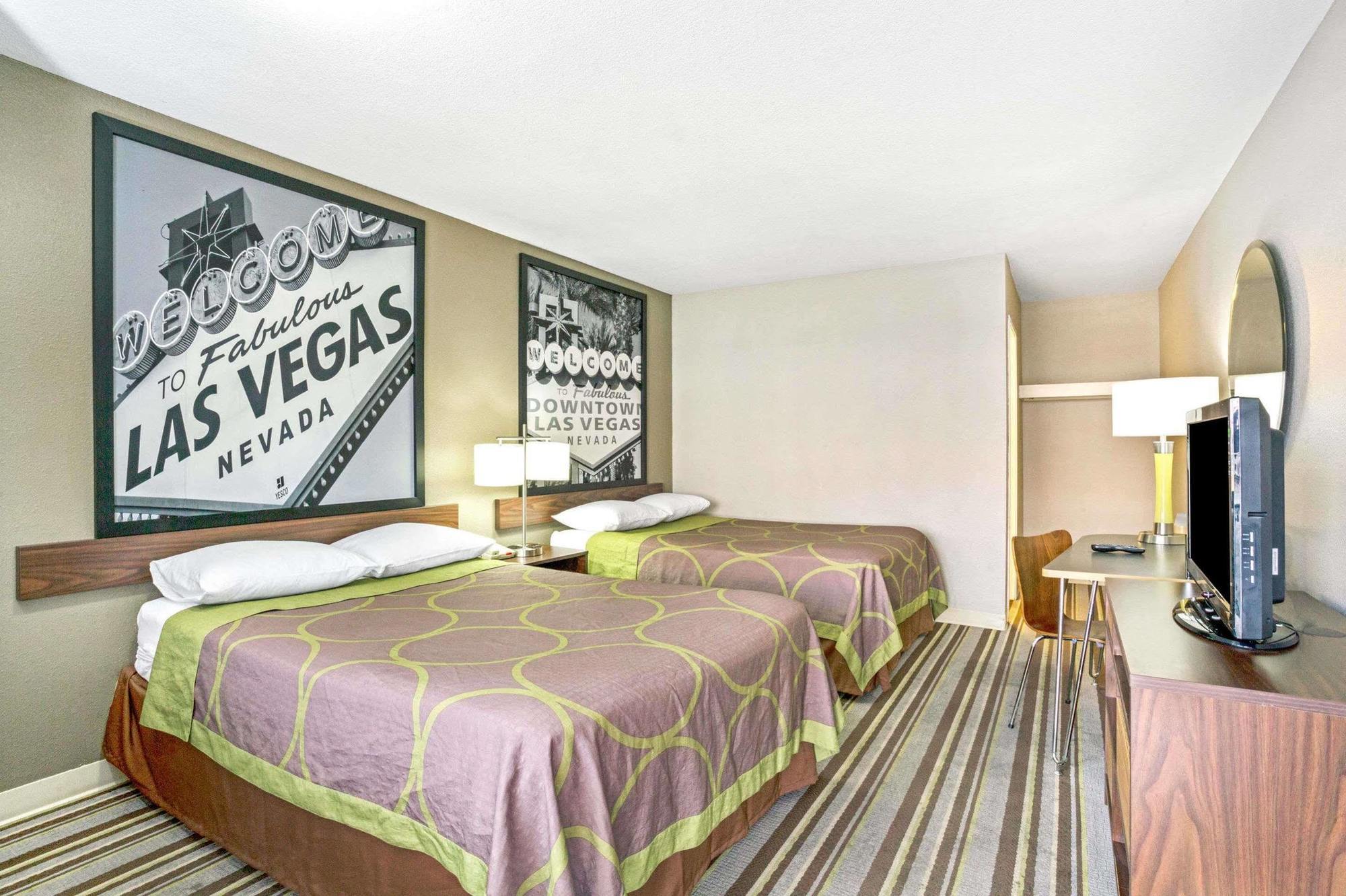 Super 8 By Wyndham Las Vegas Nellis Afb Area エクステリア 写真